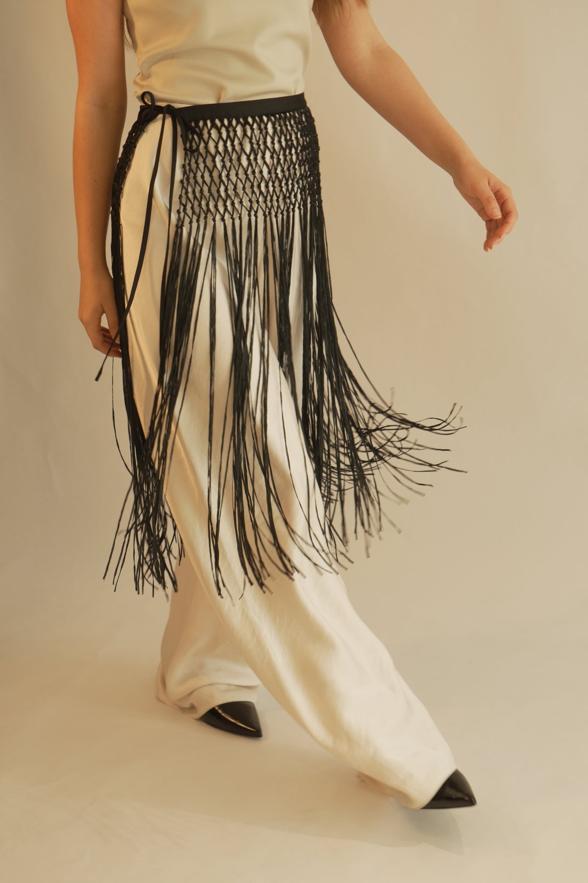 Kayal Fringe Signature Belt black